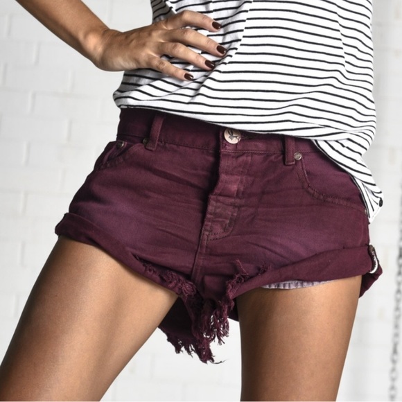 One Teaspoon Pants - One Teaspoon Bandits Maroon Cut Off Shorts